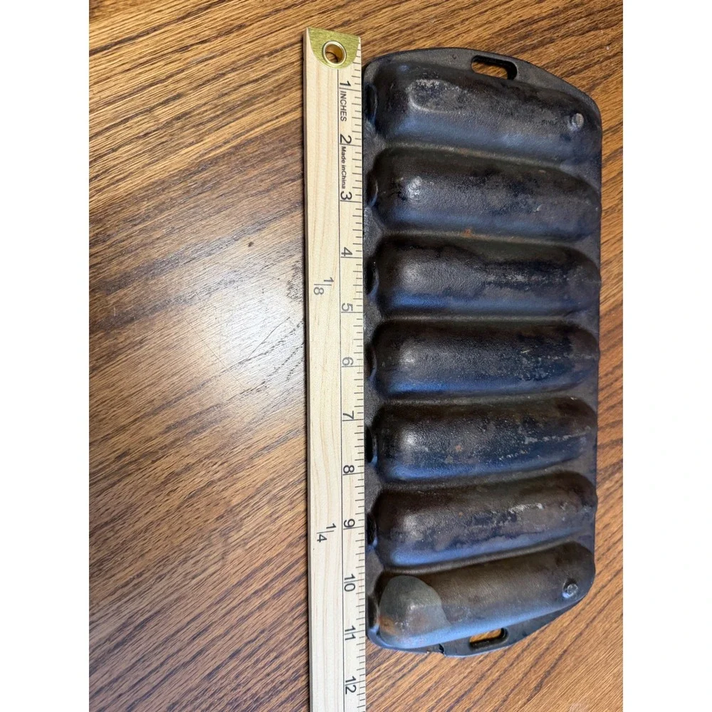 Unbranded vintage cast